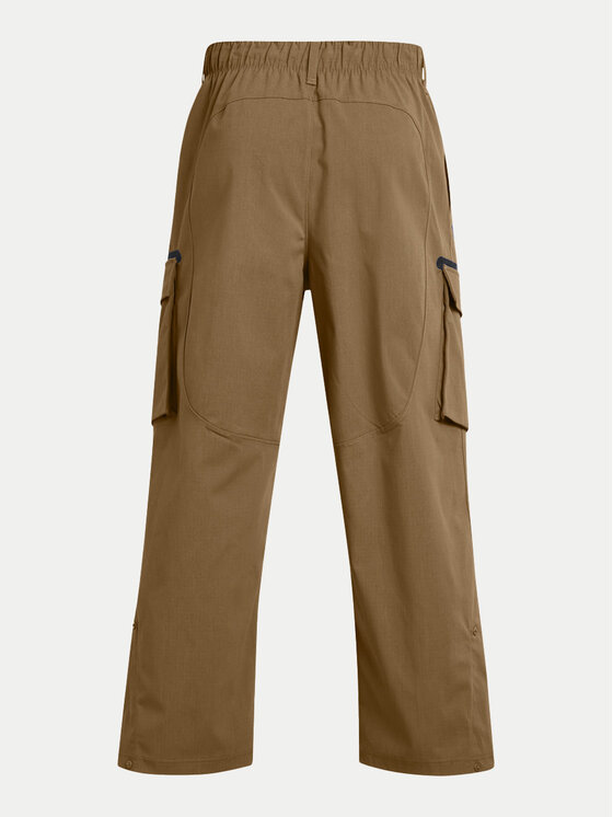 Under Armour Under Armour Hlače iz tkanine Unstoppable 1388827 Rjava Loose Fit