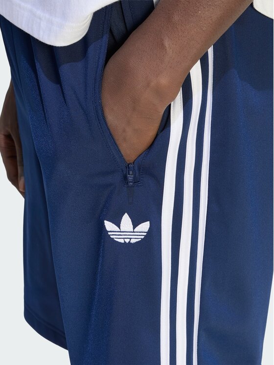 adidas adidas Szorty materiałowe Firebird Granatowy Regular Fit
