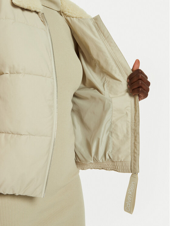 Calvin Klein Jeans Calvin Klein Jeans Зимно яке Aviator J20J224121 Бежов Relaxed Fit
