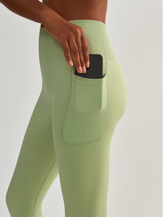 BeShaped BeShaped Legginsy z Kieszeniami Lift Me Up Zielony Shaping Fit