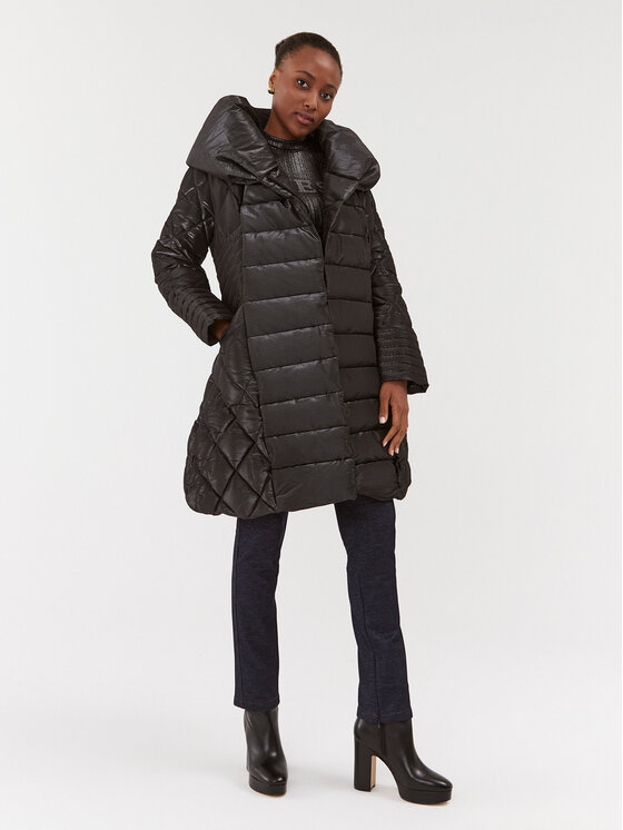 Guess Guess Демісезонний плащ Paola W3BL39 WFR30 Чорний Regular Fit