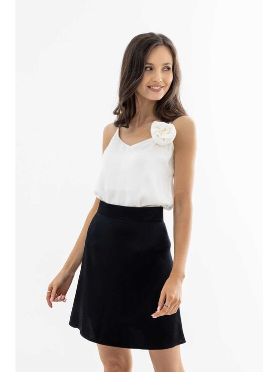 Lunedi Lunedi Spódnica mini satynowa Czarny Regular Fit