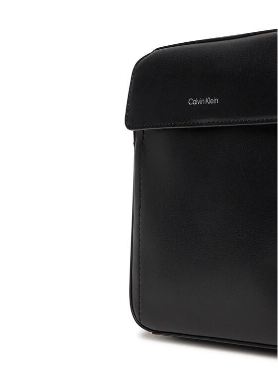 Calvin Klein Calvin Klein Crossover torbica Ck Sleek Reporter S K50K512966 Crna