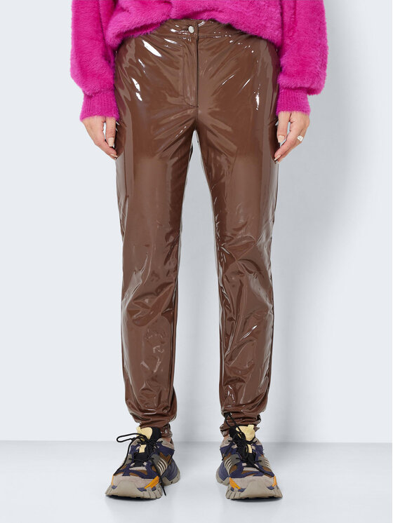 Noisy May Pantaloni din imitație de piele Soline 27019889 Maro Slim Fit