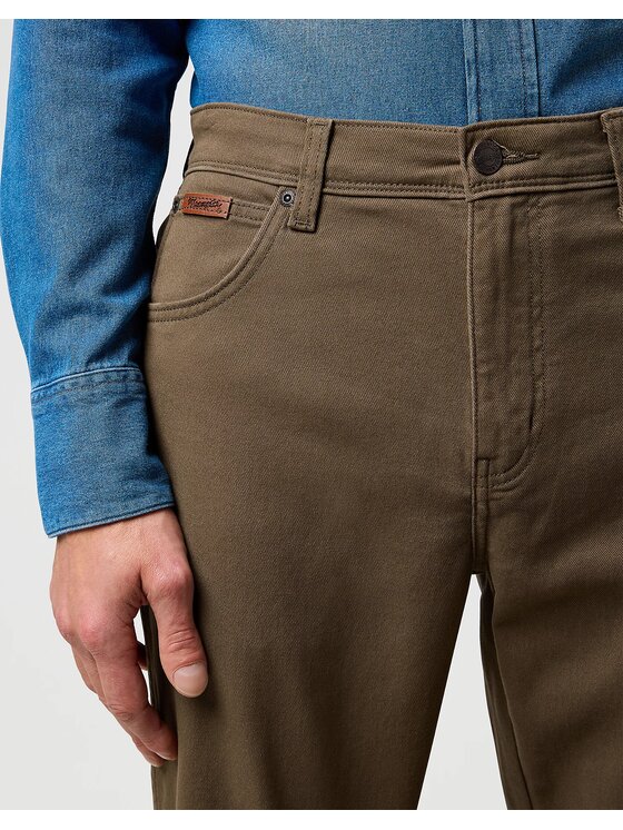 Wrangler Wrangler Spodnie materiałowe TEXAS Brązowy Straight Fit