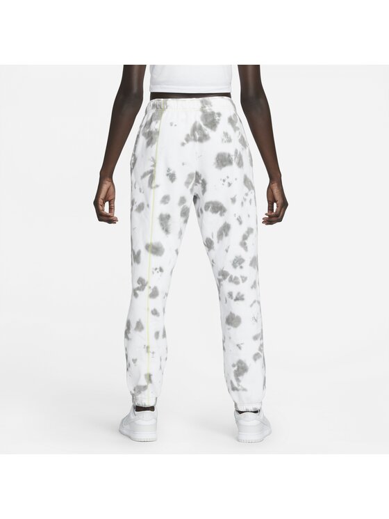 Nike Nike Pantaloni da tuta Sportswear Bianco Regular Fit