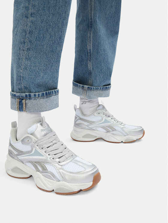 Reebok Reebok Sneakersy CHARGE AR30246WSSW Strieborná
