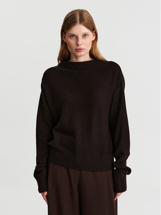 TATUUM TATUUM Sweter ALVERA Brązowy Classic Fit