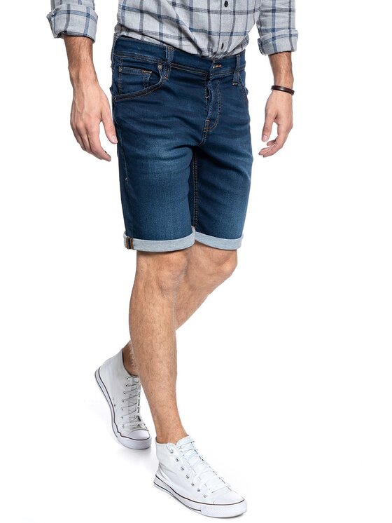 Mustang Mustang Szorty jeansowe CHICAGO SHORT Niebieski Slim Fit