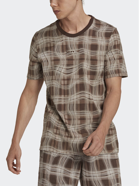 adidas adidas T-Shirt Reveal Allover Print HK2744 Brązowy Regular Fit