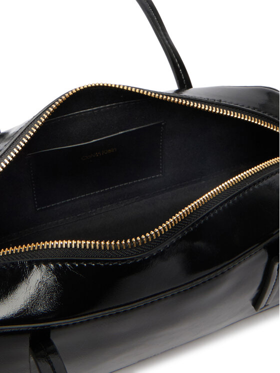 Calvin Klein Calvin Klein Kabelka Foil Logo Glossy Bauletto LV04F3638G Černá