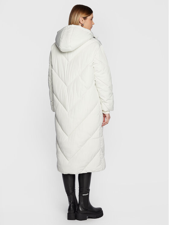 HUGO HUGO Зимно яке Favella-1 50473930 Екрю Relaxed Fit