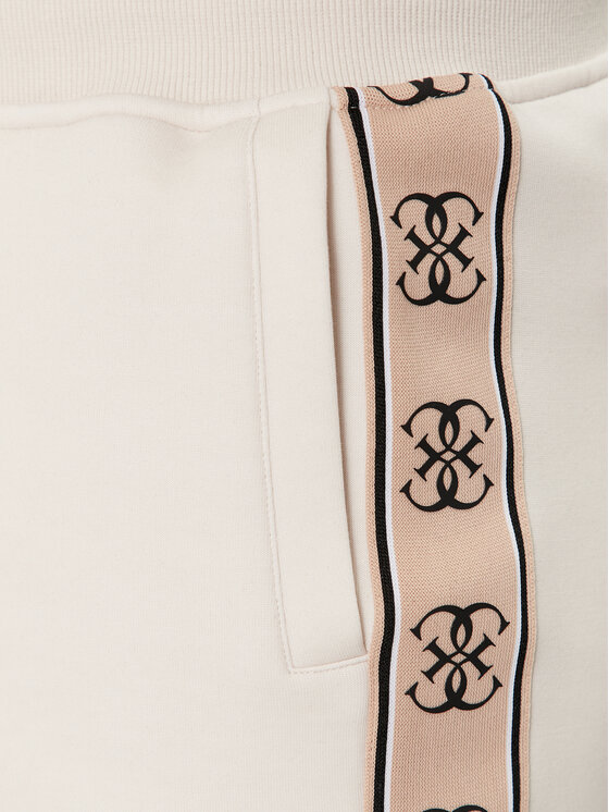 Guess Guess Szorty materiałowe Mickey Z4RD04 KB3P2 Écru Regular Fit