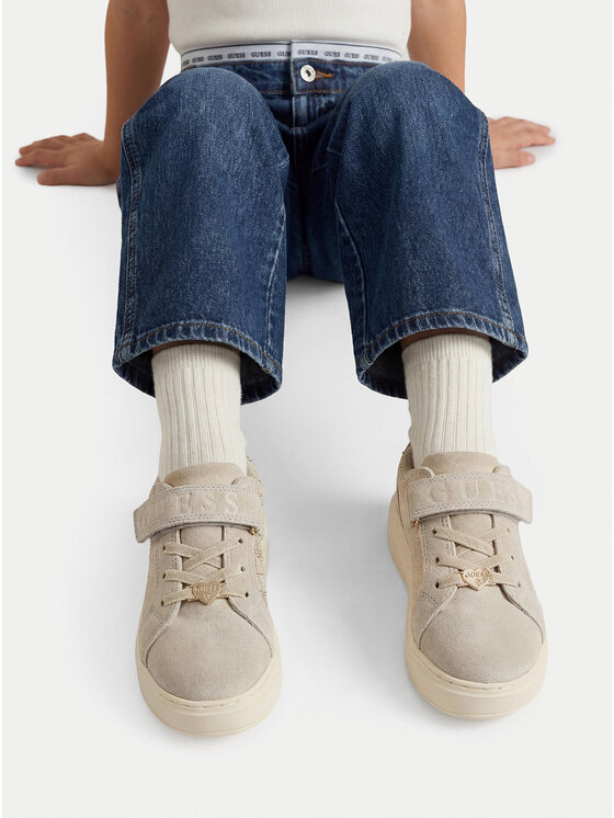 Guess Sneakers CEO-25KC1008 Gri