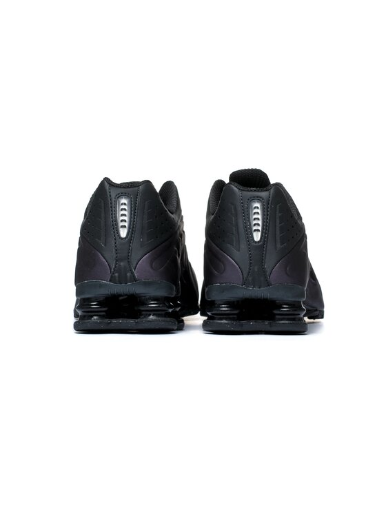 Nike Nike Sneakersy Shox R4 HQ1988-500 Czarny