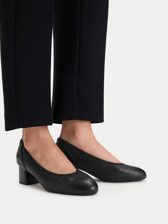 Lasocki Pantofi pumps CEO-WYL4060-4Z Negru