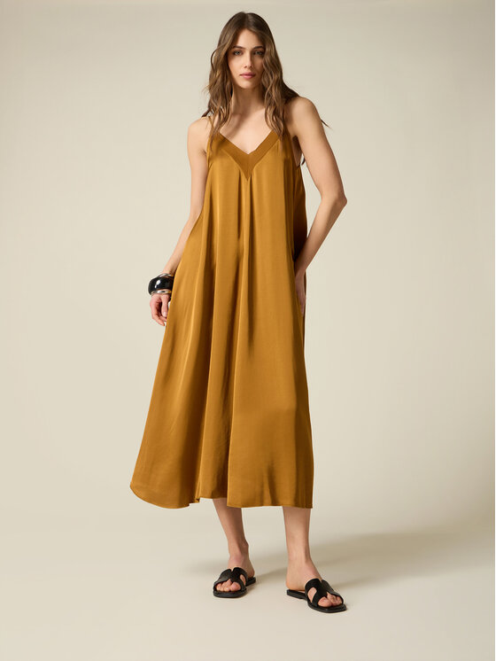 Oltre Oltre Vestito da giorno 7037J000862N037 Oro Baggy Fit