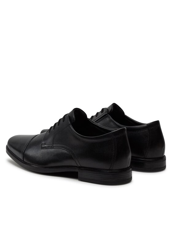 Clarks Clarks Półbuty Howard Cap 261620127 Czarny
