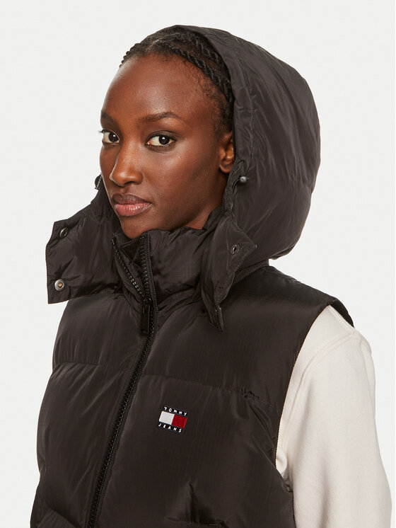 Tommy Jeans Bodywarmer Alaska DW0DW18611 Schwarz Cropped Fit