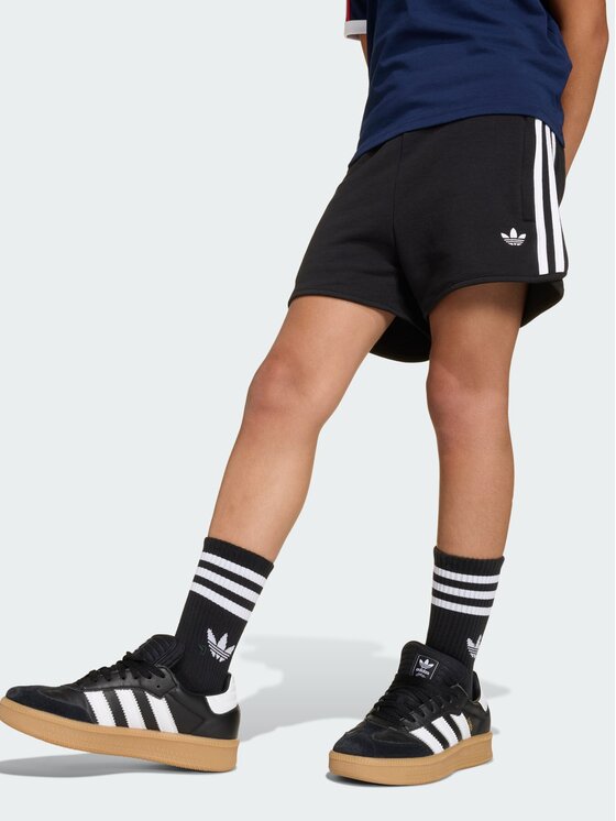 adidas adidas Szorty materiałowe 159067 Czarny Loose Fit