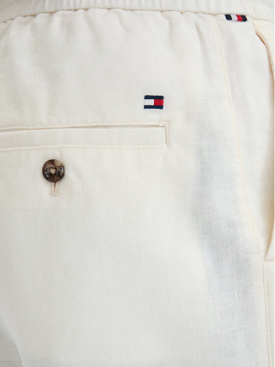 Tommy Hilfiger Tommy Hilfiger Pantalon scurți din material Dover MW0MW44358 Alb Regular Fit