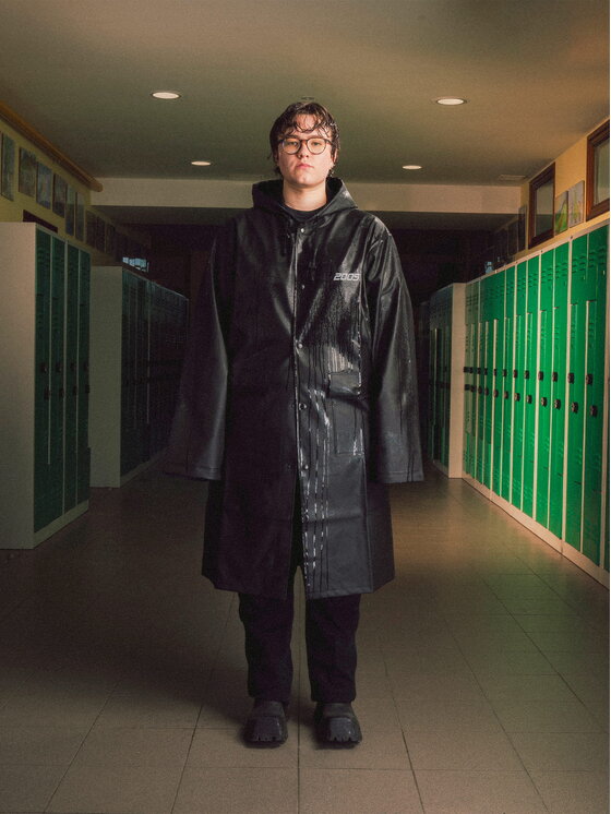 2005 2005 Kabát VINYL RAINCOAT Čierna Oversize