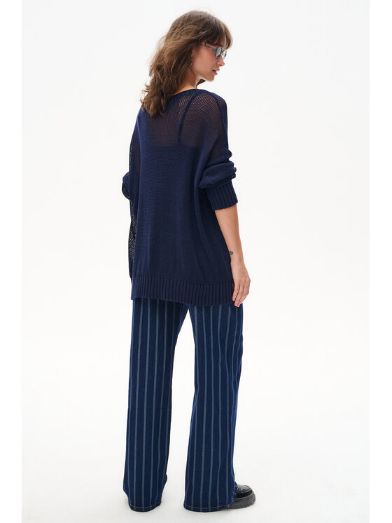 blue shadow blue shadow Sweter Fidżi Granatowy Regular Fit