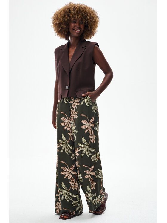 blue shadow blue shadow Spodnie materiałowe Laki Khaki Regular Fit