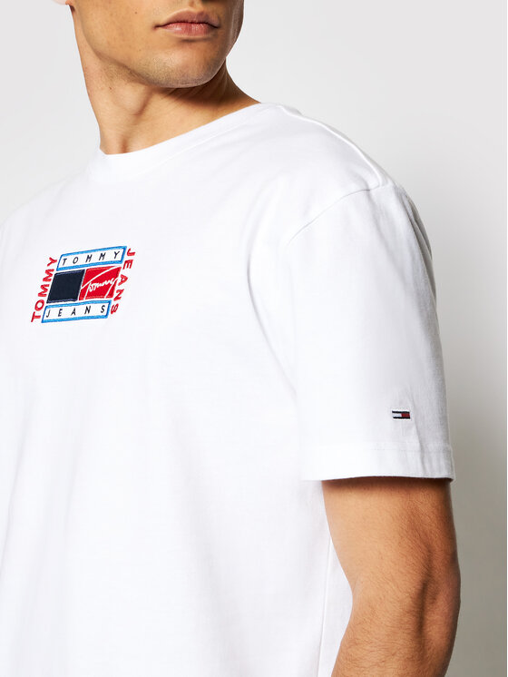 Crest flag deals tee tommy jeans