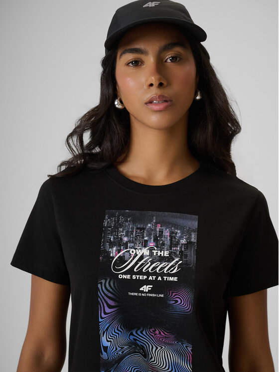 4F 4F T-Shirt AFTERLIGHT Czarny Regular Fit
