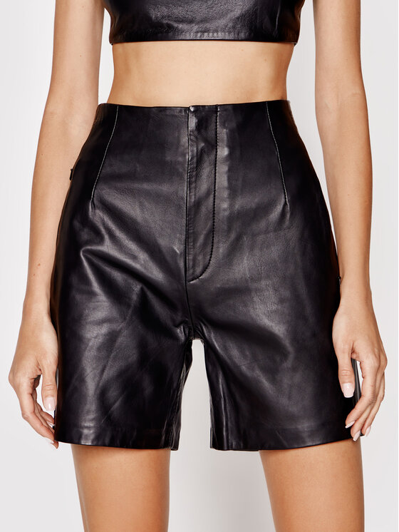 LaMarque Pantaloni scurți din piele Bernice Negru Slim Fit Bernice imagine noua