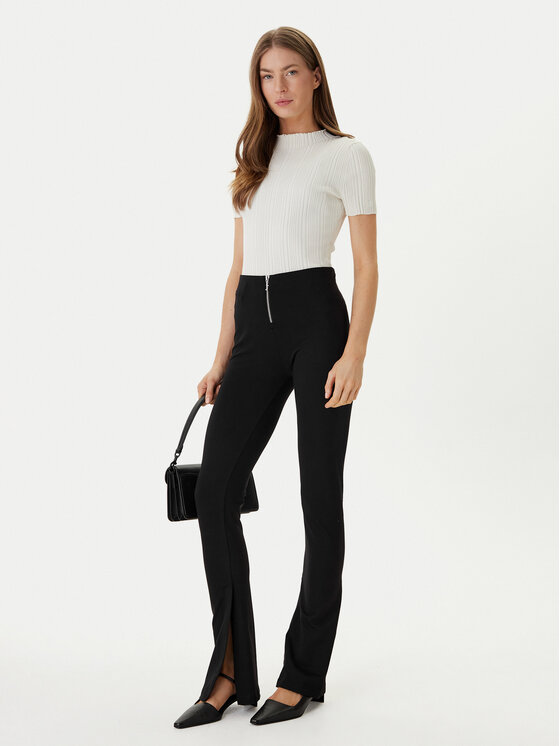 HUGO HUGO Szövet nadrág Nuflare_B 50554485 Fekete Flare Fit