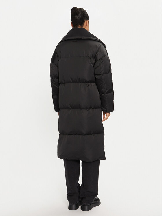 Calvin Klein Calvin Klein Kurtka puchowa K20K207721 Czarny Regular Fit