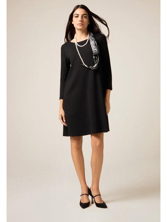Oltre Oltre Vestito da giorno 7085R005136N033 Nero Flare Fit