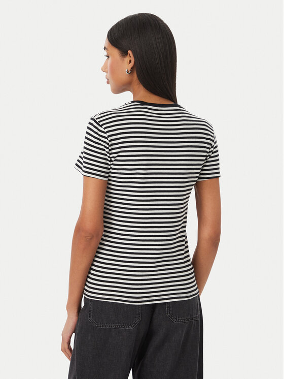 Levi's® Levi's® T-shirt The Perfect 39185-0087 Crna Regular Fit