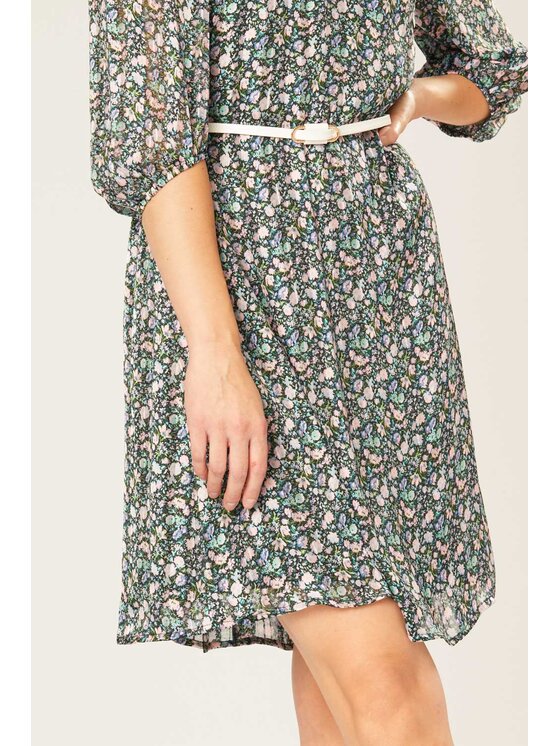 QUIOSQUE QUIOSQUE Každodenní šaty SHORT MEADOW DRESS Barevná Regular Fit