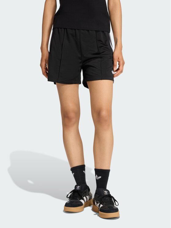 adidas adidas Szorty materiałowe Firebird Classic Czarny Loose Fit
