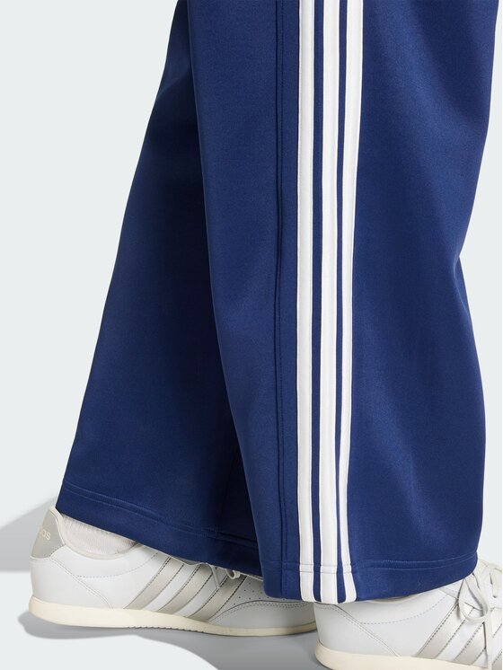adidas adidas Spodnie dresowe 151409 Niebieski Loose Fit