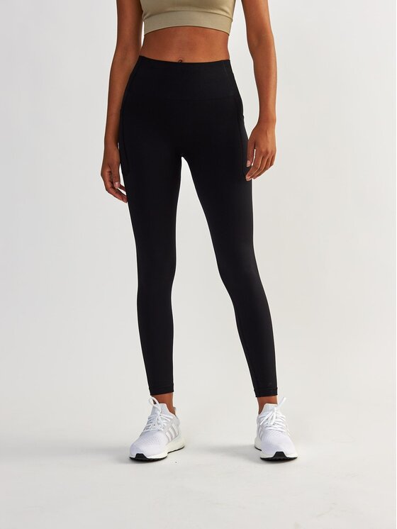 BeShaped BeShaped Legíny z Kieszeniami Lift Me Up Čierna Shaping Fit