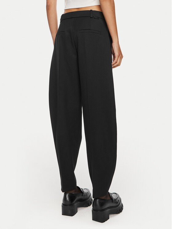 HUGO Hugo Kalhoty z materiálu Hazana 50517944 Černá Relaxed Fit