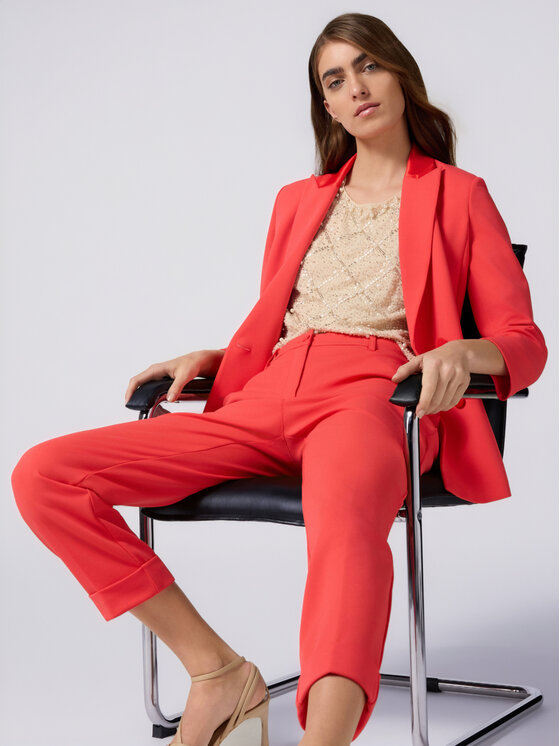 Oltre Oltre Spodnie materiałowe P038R008507N016 Czerwony Slim Fit
