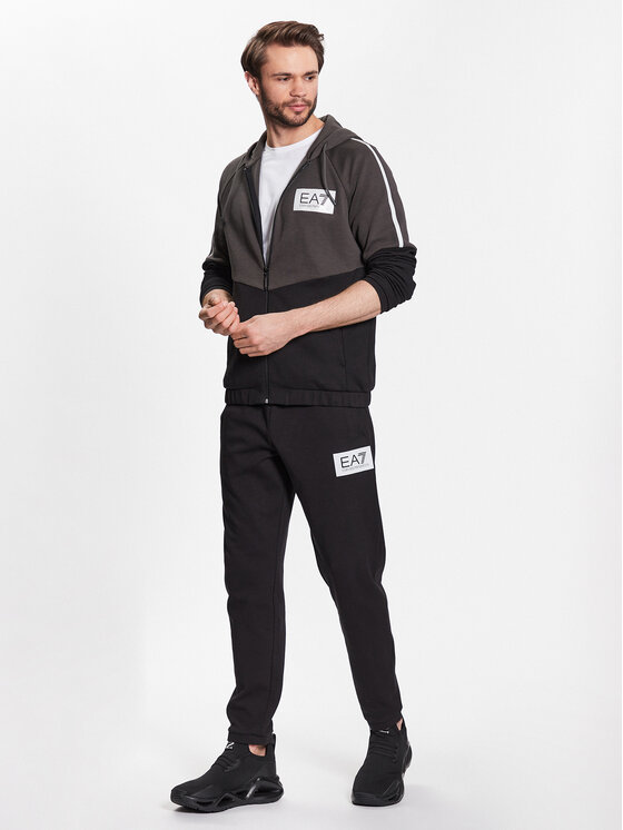 EA7 Emporio Armani EA7 Emporio Armani Spordidressid 3RPV57 PJF3Z 1200 Värviline Regular Fit