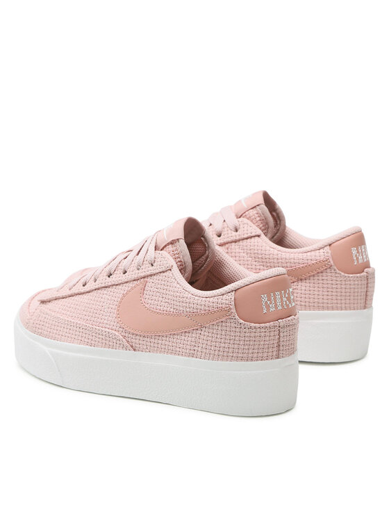 Nike Nike Снікерcи W Blazer Low Patform Ess DN0744 600 Рожевий
