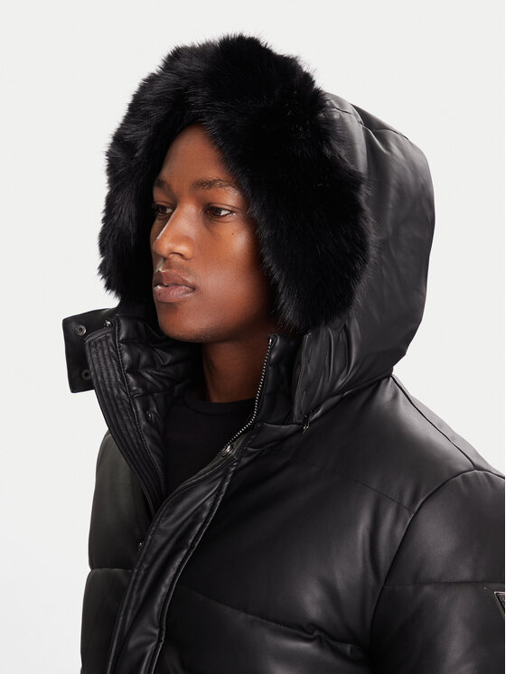 Guess Guess Winterjacke M5BL2F W1050 Schwarz Regular Fit