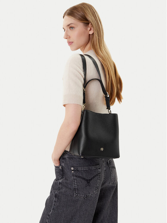 Aigner Aigner Ročna torba Delia S 136160 Črna