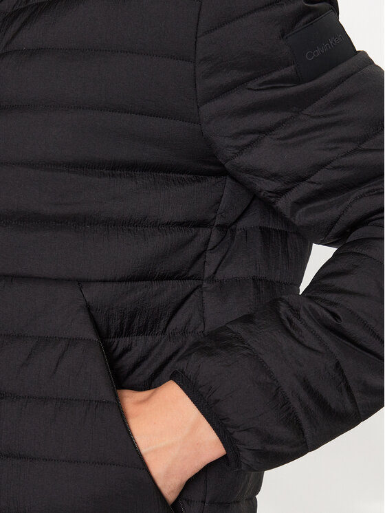 Calvin Klein Calvin Klein Kevad-sügis jope K10K111464 Must Regular Fit