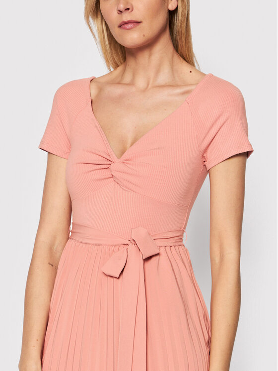 Guess Guess Ежедневна рокля Erynn WBGK86 WE6D1 Розов Regular Fit