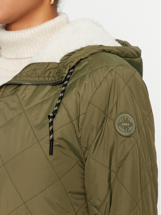 ONLY ONLY Зимно яке 15295389 Зелен Regular Fit