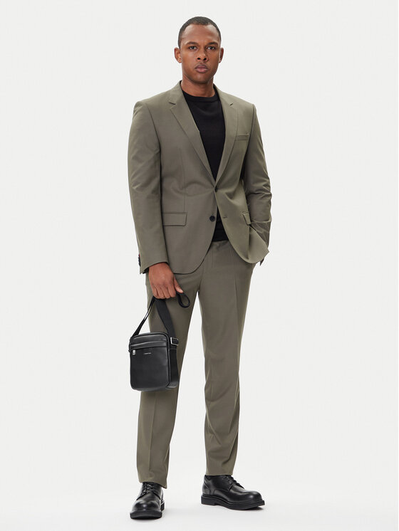 Calvin Klein Geantă crossover Raised Reporter LV04D3160G Negru