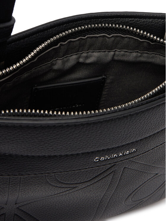 Calvin Klein Calvin Klein Saszetka Emblem Emboss Slim Flatpack LV04D3370G Czarny